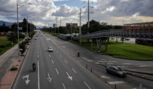 Juan Manuel Mariño, gerente de Concesionaria Ruta Bogotá Norte, detalla plan de ampliación de Autopista Norte en entrevista con La FM. Proyecto espera licencia ambiental de la ANLA para iniciar obras en enero de 2026