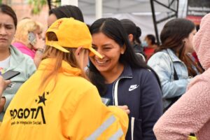 Ingreso Mínimo Garantizado Bogotá: Más de 2.500 Participantes y Crecimiento en Octubre 2025