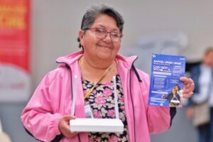 Bogotá Conecta: Internet Gratuito para 100.000 Familias Vulnerables y Reducción de la Brecha Digital