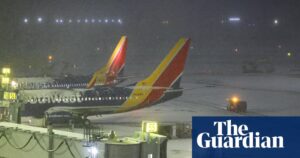 Tormenta Invernal Histórica Paraliza el Este de EE. UU. y Genera Cortes Eléctricos Masivos