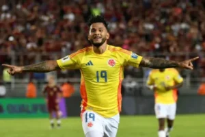 ¿Suárez será el titular en Selección? Lorenzo elogió su efectividad