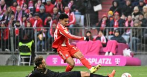 ¡Impacto en la Bundesliga! El Bayern Múnich Cae Ante un Sorprendente Augsburgo y Pierde su Invencibilidad