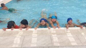 ¡Impactante! Niños en Vulnerabilidad Transforman Sus Vidas en el Agua: Descubre Cómo