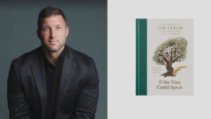 La Cruz Habla: Tim Tebow Lanza Libro que Desafía la Percepción Cristiana
