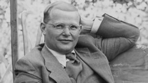 La Advertencia de Bonhoeffer: Gracia Barata vs. Gracia Costosa