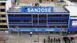 ¡BOMBA! Rectora de la Universidad San José DIMITE tras EXPLOSIVA POLÉMICA por títulos irregulares