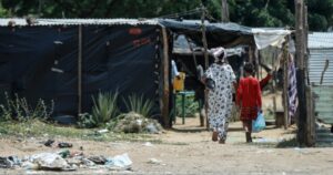 Cientos de miles de colombianos salieron de la pobreza en 2025: esto fue lo que dijo el Dane sobre la pobreza multidimensional