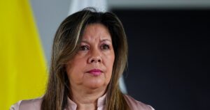 Escándalo ‘Papá Pitufo’: La Fiscal General Desmiente Pactos Secretos y Petro Revela una Trama de Corrupción que Sacude a Colombia