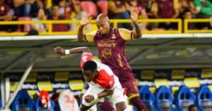 ¡Alerta Roja en la Liga BetPlay! Tolima vs. Santa Fe: Un Duelo que Define Destinos