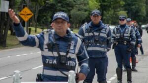 Cierres viales en Bogotá hoy 12 de abril: desvíos por la Carrera Verde 2026