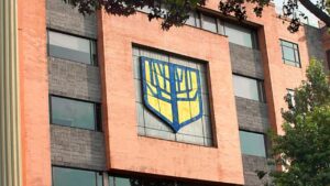 ¡Tragedia Desgarradora en Bogotá! Estudiante Cae de Sexto Piso en Universidad Sergio Arboleda y Paraliza a la Comunidad