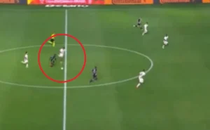 El Gol ‘Maradoniano’ que Sacude Sudamérica: ¿Está Carlos Gómez Listo para la Gloria?