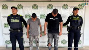 Son acusados de desvalijar una camioneta de alta gama en Neiva