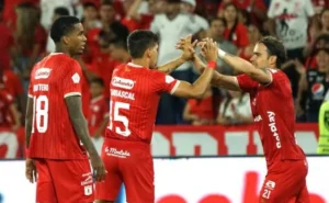 La Batalla por Fajardo: ¿Un Goleador Mundialista en Colombia?