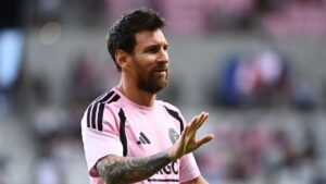 ¡IMPACTO GLOBAL! Messi Compra un Club de la Segunda División Española y Reconfigura el Fútbol